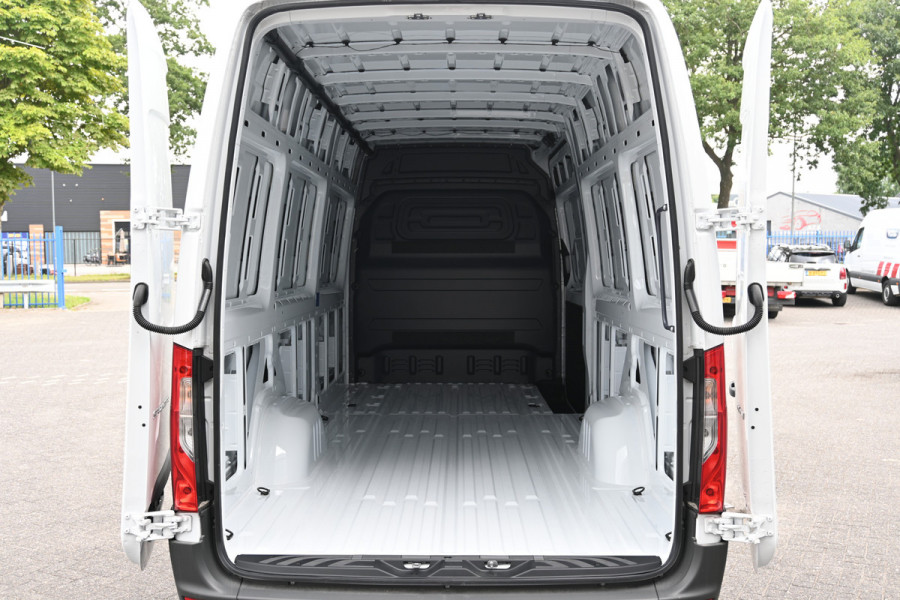 Mercedes-Benz Sprinter 317 CDI L3H2 Pro LED, Smartphone integratiepakket, Trekhaak
