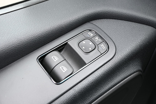 Mercedes-Benz Sprinter 317 CDI L3H2 Pro LED, Smartphone integratiepakket, Trekhaak