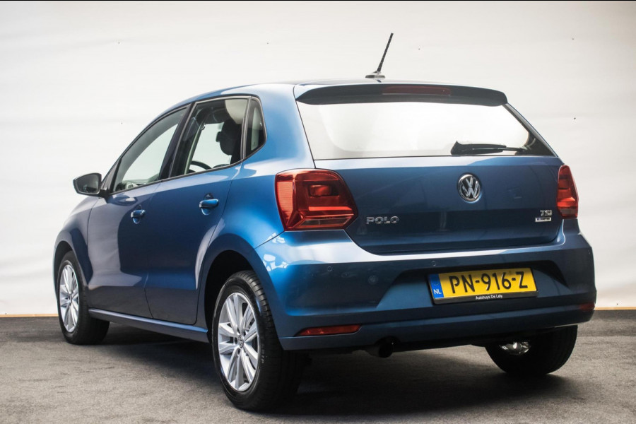 Volkswagen Polo 1.2 TSI Comfortline Business ORG NL [ Carplay Parkeersensoren Navigatie Cruise Control Airco ]