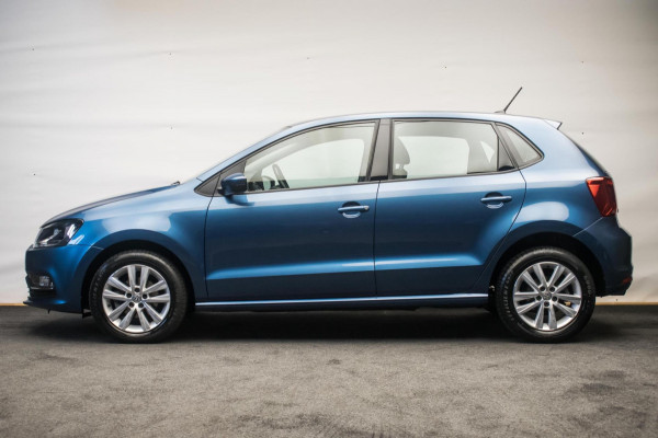 Volkswagen Polo 1.2 TSI Comfortline Business ORG NL [ Carplay Parkeersensoren Navigatie Cruise Control Airco ]