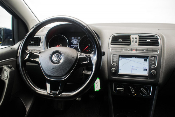 Volkswagen Polo 1.2 TSI Comfortline Business ORG NL [ Carplay Parkeersensoren Navigatie Cruise Control Airco ]