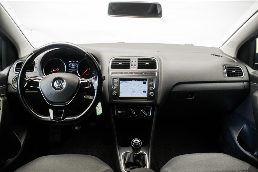 Volkswagen Polo 1.2 TSI Comfortline Business ORG NL [ Carplay Parkeersensoren Navigatie Cruise Control Airco ]