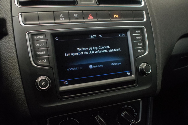 Volkswagen Polo 1.2 TSI Comfortline Business ORG NL [ Carplay Parkeersensoren Navigatie Cruise Control Airco ]