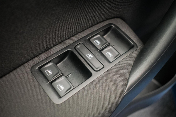 Volkswagen Polo 1.2 TSI Comfortline Business ORG NL [ Carplay Parkeersensoren Navigatie Cruise Control Airco ]