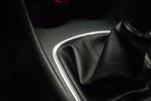 Volkswagen Polo 1.2 TSI Comfortline Business ORG NL [ Carplay Parkeersensoren Navigatie Cruise Control Airco ]