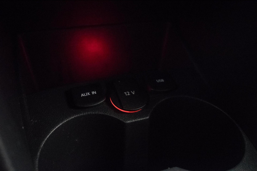 Volkswagen Polo 1.2 TSI Comfortline Business ORG NL [ Carplay Parkeersensoren Navigatie Cruise Control Airco ]