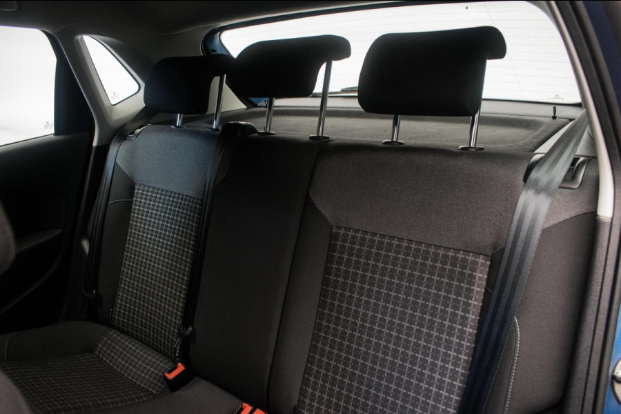 Volkswagen Polo 1.2 TSI Comfortline Business ORG NL [ Carplay Parkeersensoren Navigatie Cruise Control Airco ]