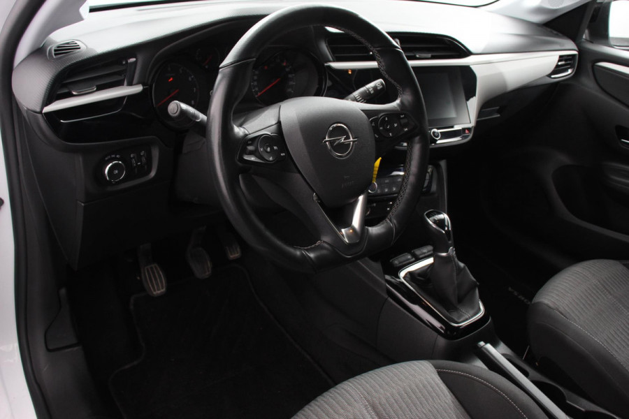 Opel Corsa 1.2 75 pk Edition | Navigatie | Apple Carplay/Android Auto | Parkeersensor achter | Cruise Control | Stoel- en stuurverwarming | Getinte ramen | Lane Assist