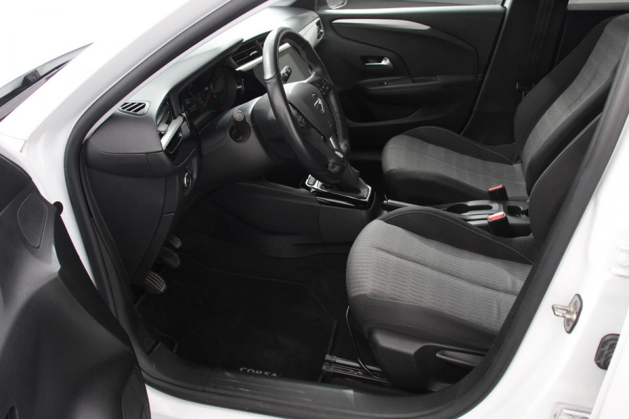 Opel Corsa 1.2 75 pk Edition | Navigatie | Apple Carplay/Android Auto | Parkeersensor achter | Cruise Control | Stoel- en stuurverwarming | Getinte ramen | Lane Assist