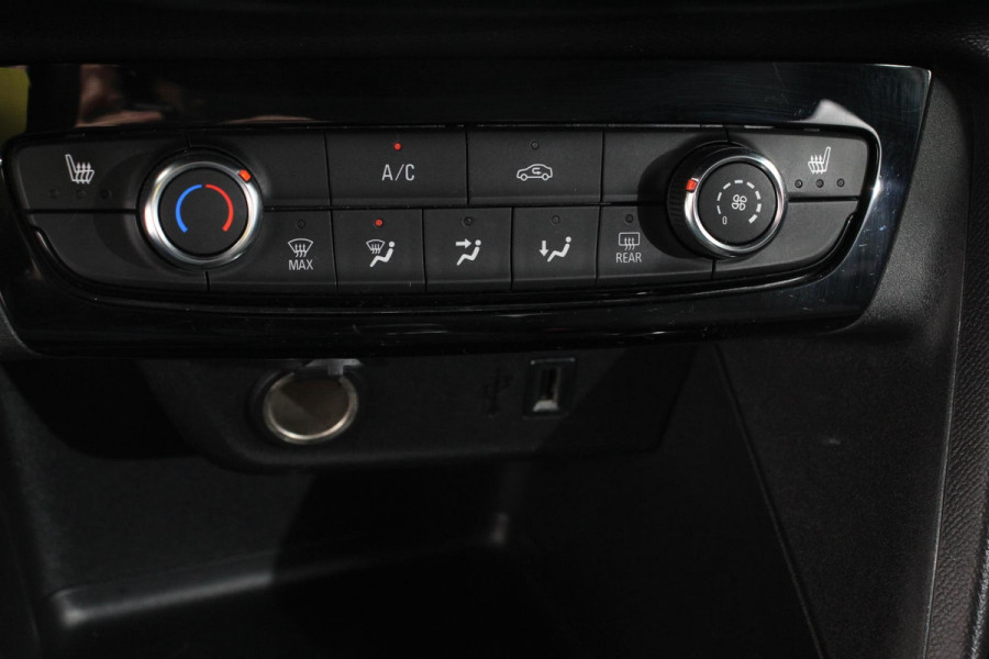 Opel Corsa 1.2 75 pk Edition | Navigatie | Apple Carplay/Android Auto | Parkeersensor achter | Cruise Control | Stoel- en stuurverwarming | Getinte ramen | Lane Assist