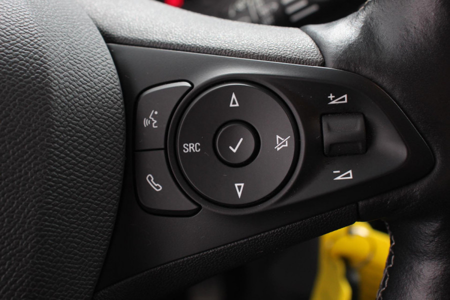 Opel Corsa 1.2 75 pk Edition | Navigatie | Apple Carplay/Android Auto | Parkeersensor achter | Cruise Control | Stoel- en stuurverwarming | Getinte ramen | Lane Assist