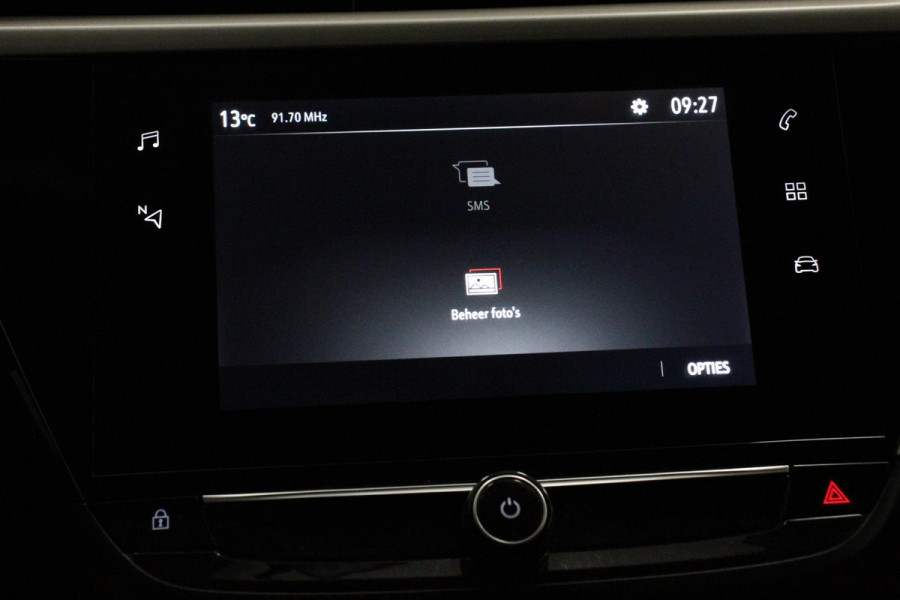 Opel Corsa 1.2 75 pk Edition | Navigatie | Apple Carplay/Android Auto | Parkeersensor achter | Cruise Control | Stoel- en stuurverwarming | Getinte ramen | Lane Assist