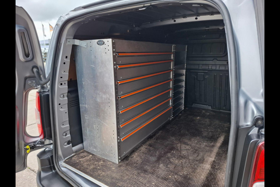 Opel Combo 1.5D L2H1 Edition AUTOMAAT / AIRCO / CRUISE CONTROLE / TREKHAAK / EURO 6