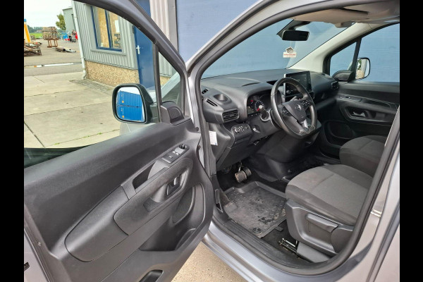 Opel Combo 1.5D L2H1 Edition AUTOMAAT / AIRCO / CRUISE CONTROLE / TREKHAAK / EURO 6