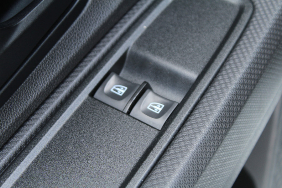 Dacia Jogger 1.0 TCe 111pk Essential 7p. NL-Auto NAP Airco Cruise CPV El. Ramen Dakreling