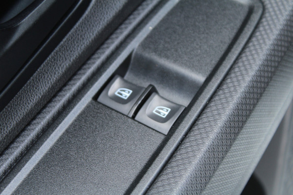 Dacia Jogger 1.0 TCe 111pk Essential 7p. NL-Auto NAP Airco Cruise CPV El. Ramen Dakreling