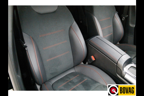 Mercedes-Benz GLA 250 e AMG Line Star Edition 218 PK | Face-lift | Nightpakket | Achteruitrijcamera | Sfeerverlichting All-season, Electrische achterklep, Keyless, Adaptive cruise, Draadloze tel.lader