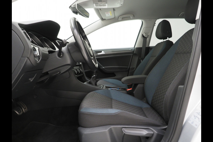 Volkswagen GOLF Variant 1.0 TSI | IQ Drive | Adaptive Cruise | Camera | DAB | Carplay | LED
