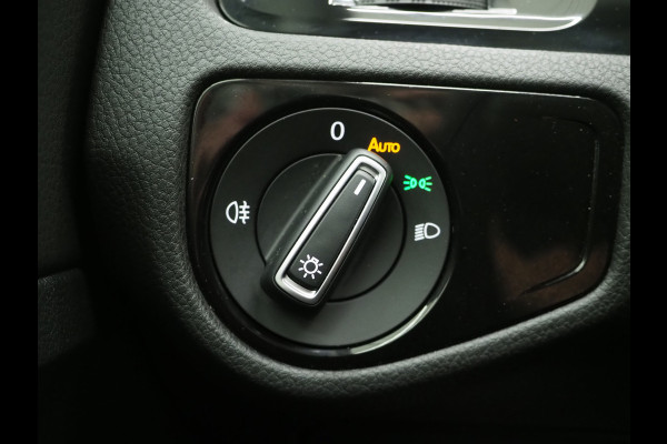 Volkswagen GOLF Variant 1.0 TSI | IQ Drive | Adaptive Cruise | Camera | DAB | Carplay | LED
