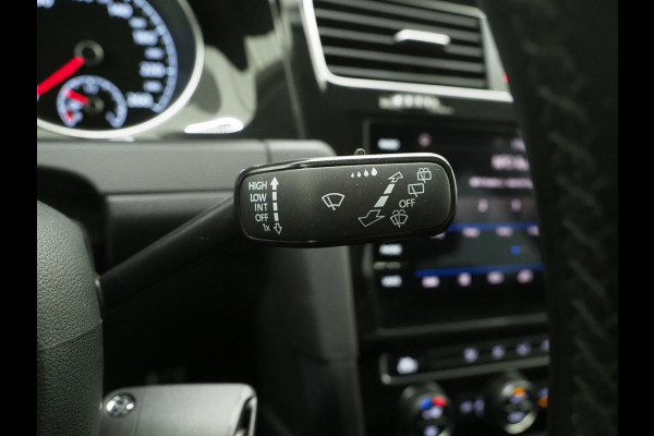 Volkswagen GOLF Variant 1.0 TSI | IQ Drive | Adaptive Cruise | Camera | DAB | Carplay | LED