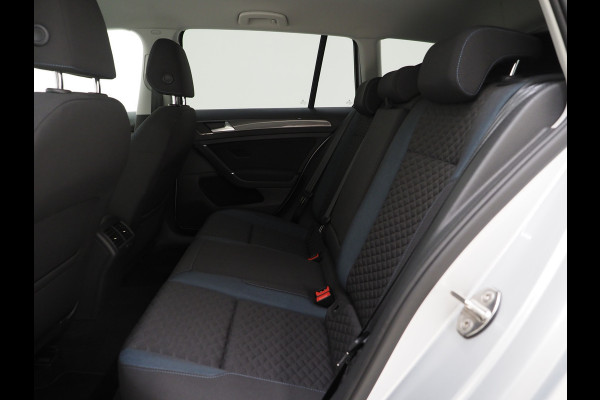 Volkswagen GOLF Variant 1.0 TSI | IQ Drive | Adaptive Cruise | Camera | DAB | Carplay | LED