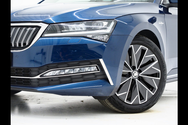 Škoda Superb Combi 1.4 TSI iV Laurin & Klement | Panoramadak | Trekhaak | Massage | Canton | Keyless | Adaptive Cruise