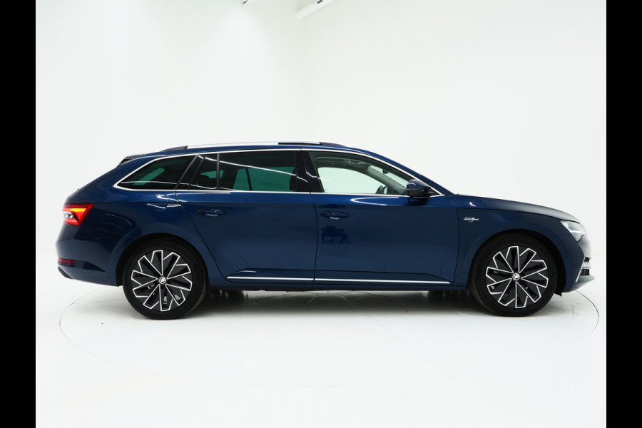 Škoda Superb Combi 1.4 TSI iV Laurin & Klement | Panoramadak | Trekhaak | Massage | Canton | Keyless | Adaptive Cruise