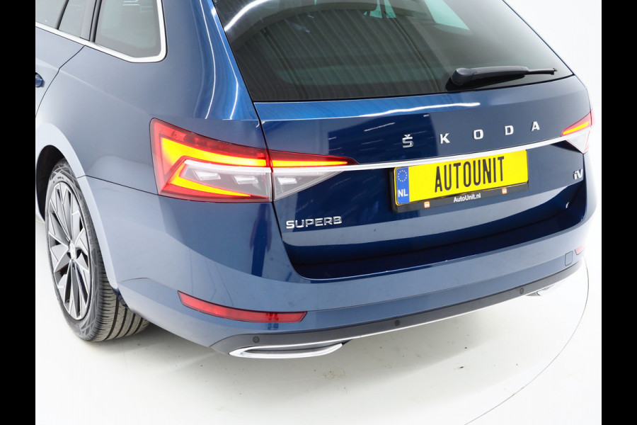 Škoda Superb Combi 1.4 TSI iV Laurin & Klement | Panoramadak | Trekhaak | Massage | Canton | Keyless | Adaptive Cruise