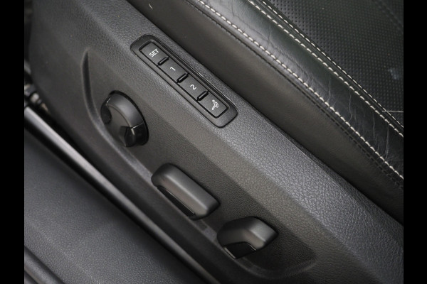 Škoda Superb Combi 1.4 TSI iV Laurin & Klement | Panoramadak | Trekhaak | Massage | Canton | Keyless | Adaptive Cruise