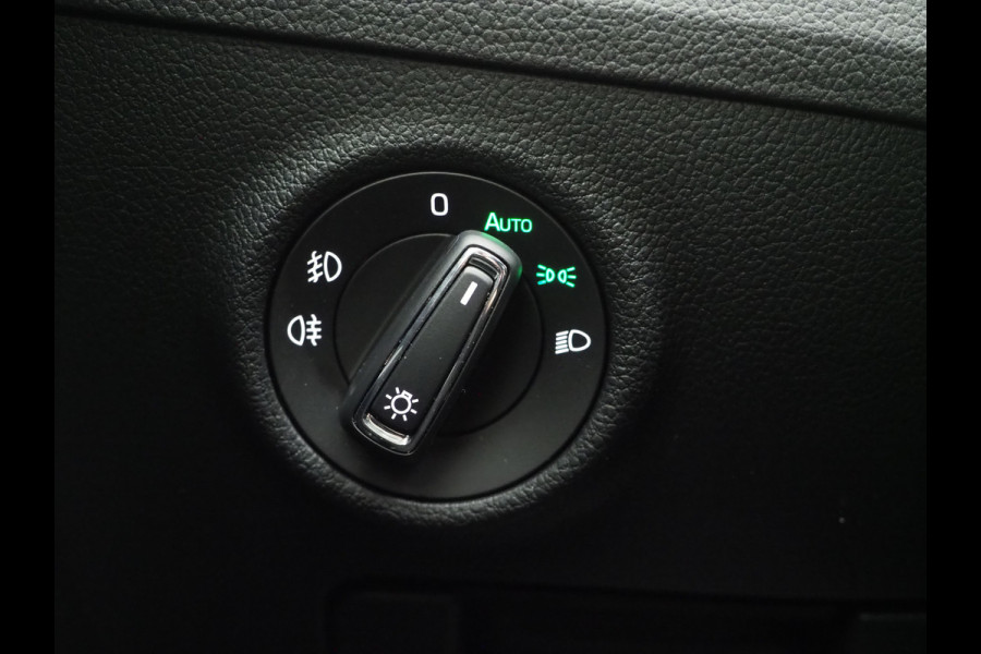 Škoda Superb Combi 1.4 TSI iV Laurin & Klement | Panoramadak | Trekhaak | Massage | Canton | Keyless | Adaptive Cruise