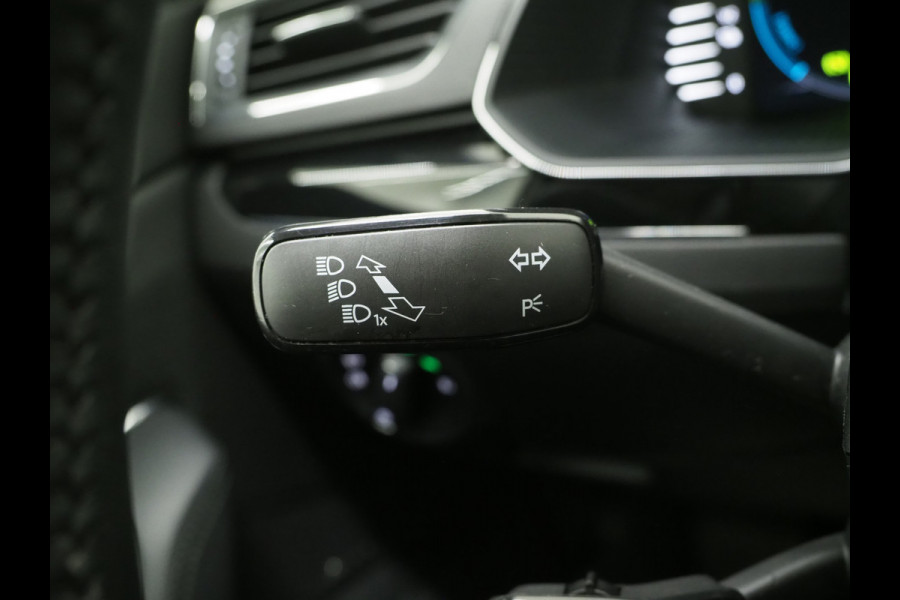 Škoda Superb Combi 1.4 TSI iV Laurin & Klement | Panoramadak | Trekhaak | Massage | Canton | Keyless | Adaptive Cruise