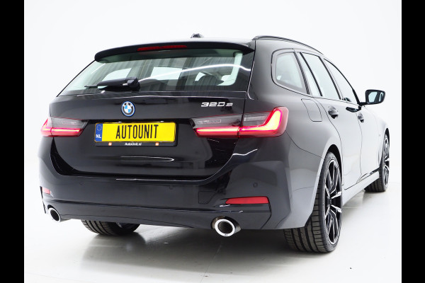 BMW 3 Serie Touring 320e LCI Shadow Line | Nieuw Model | Widescreen | Carplay | Leder | Cruise | DAB | LED | PDC