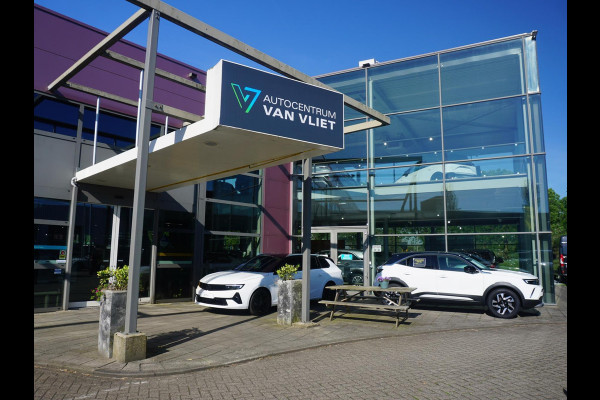 Peugeot 2008 1.2 PureTech 100 Allure | CAMERA + SENSOREN | CARPLAY | NAVIGATIE | E.C.C. | 9.401 KM