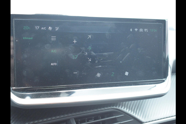 Peugeot 2008 1.2 PureTech 100 Allure | CAMERA + SENSOREN | CARPLAY | NAVIGATIE | E.C.C. | 9.401 KM
