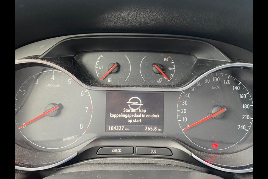 Opel Grandland X BWJ 2019 | 1.2T 131PK Bus Executive | CLIMA | NAVI | LEDER/STOF | CARPLAY | PRIVACY GLASS | PDC V+A \