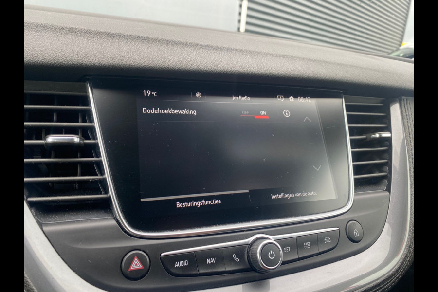 Opel Grandland X BWJ 2019 | 1.2T 131PK Bus Executive | CLIMA | NAVI | LEDER/STOF | CARPLAY | PRIVACY GLASS | PDC V+A \