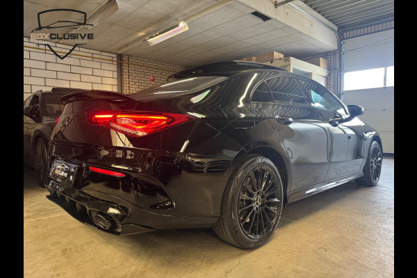 Mercedes-Benz CLA-Klasse 250 e Premium AMG/Pano/Ambiente/ACC