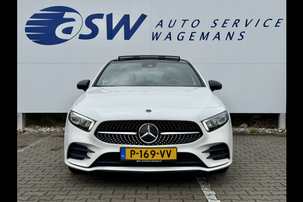 Mercedes-Benz A-Klasse 180 Business Solution AMG | Pano | MBUX | Ambient Light | Camera | Keyless | LED | DAB+