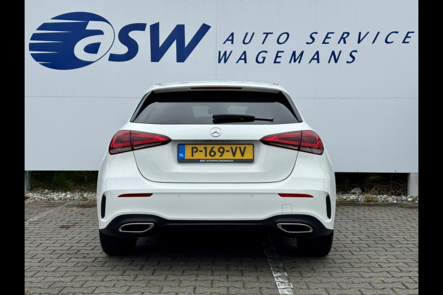 Mercedes-Benz A-Klasse 180 Business Solution AMG | Pano | MBUX | Ambient Light | Camera | Keyless | LED | DAB+