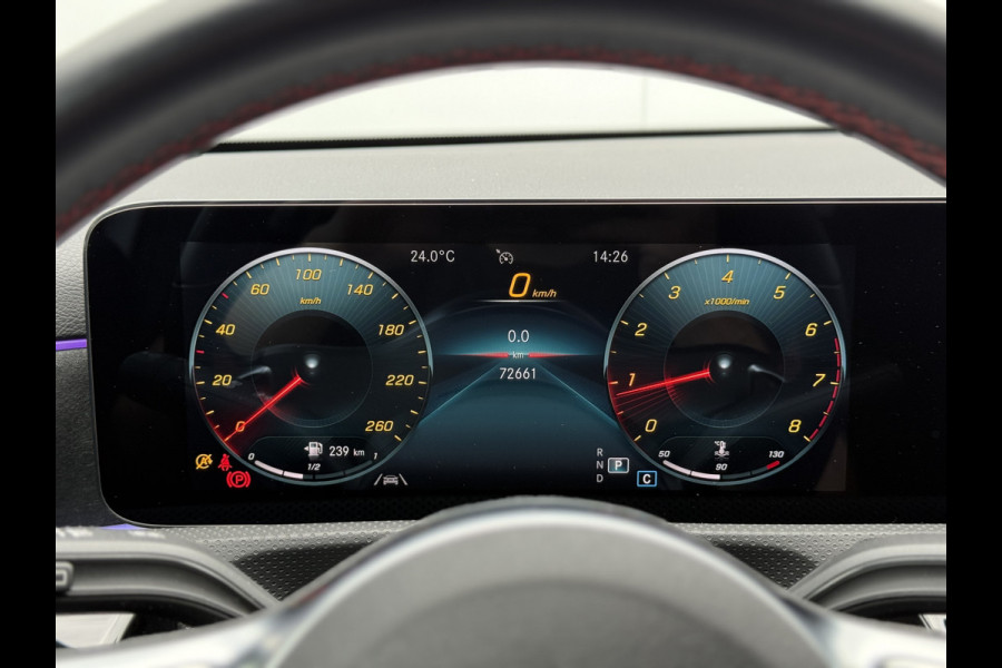 Mercedes-Benz A-Klasse 180 Business Solution AMG | Pano | MBUX | Ambient Light | Camera | Keyless | LED | DAB+