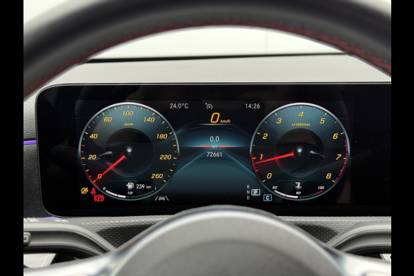 Mercedes-Benz A-Klasse 180 Business Solution AMG | Pano | MBUX | Ambient Light | Camera | Keyless | LED | DAB+