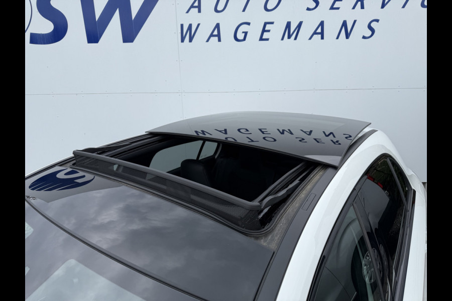 Mercedes-Benz A-Klasse 180 Business Solution AMG | Pano | MBUX | Ambient Light | Camera | Keyless | LED | DAB+
