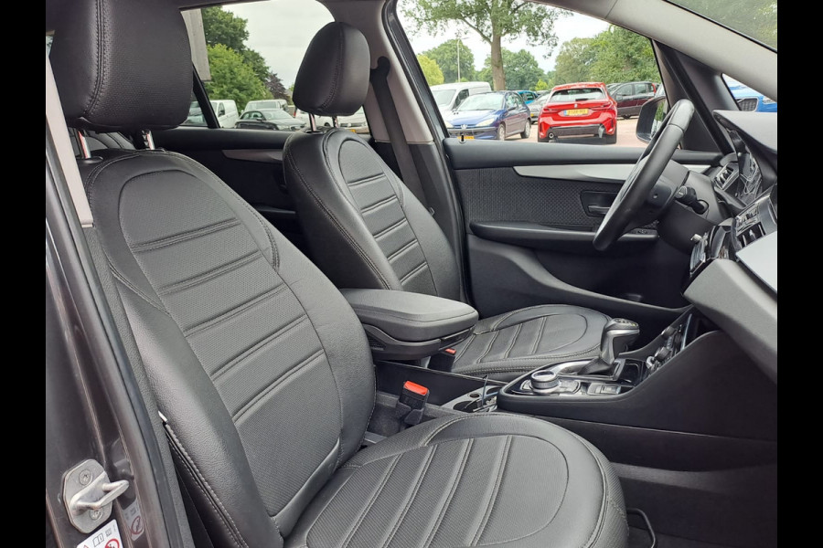 BMW 2 Serie Gran Tourer 218i 7p. High Executive | Automaat | Airco | Trekhaak | Navi | Park Assist | Stoelverwarming |
