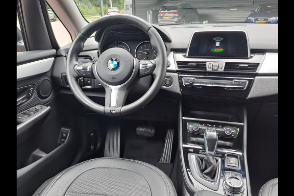 BMW 2 Serie Gran Tourer 218i 7p. High Executive | Automaat | Airco | Trekhaak | Navi | Park Assist | Stoelverwarming |