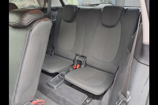 BMW 2 Serie Gran Tourer 218i 7p. High Executive | Automaat | Airco | Trekhaak | Navi | Park Assist | Stoelverwarming |