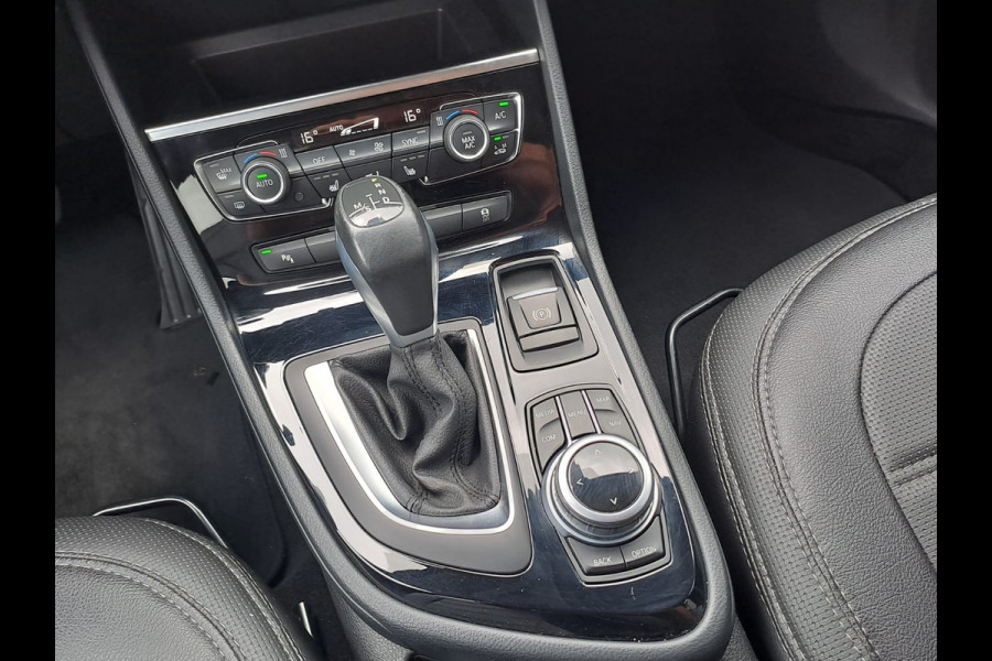 BMW 2 Serie Gran Tourer 218i 7p. High Executive | Automaat | Airco | Trekhaak | Navi | Park Assist | Stoelverwarming |