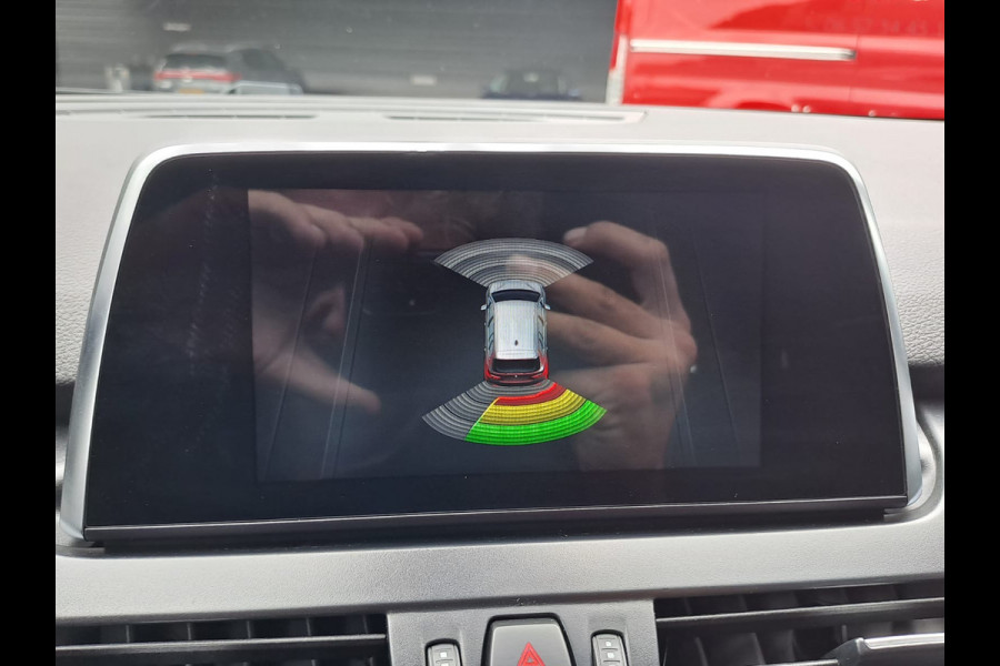 BMW 2 Serie Gran Tourer 218i 7p. High Executive | Automaat | Airco | Trekhaak | Navi | Park Assist | Stoelverwarming |
