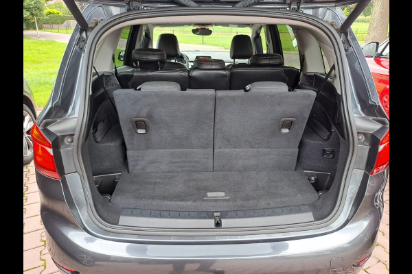 BMW 2 Serie Gran Tourer 218i 7p. High Executive | Automaat | Airco | Trekhaak | Navi | Park Assist | Stoelverwarming |