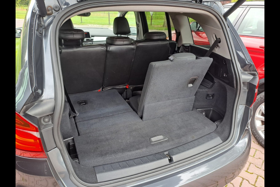 BMW 2 Serie Gran Tourer 218i 7p. High Executive | Automaat | Airco | Trekhaak | Navi | Park Assist | Stoelverwarming |