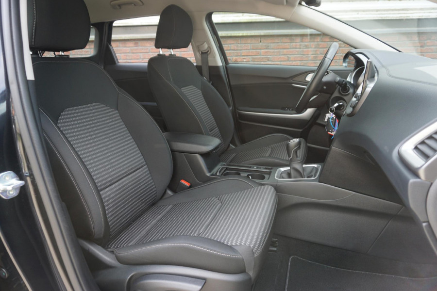 Kia Ceed Sportswagon 1.0 T-GDi 120PK DynamicLine/Geen Importauto/ Direct beschikbaar!!